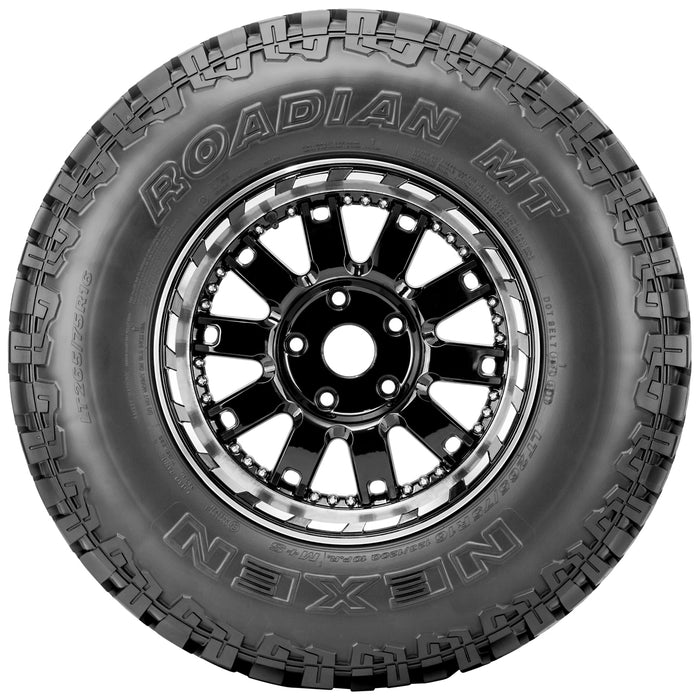 Nexen Roadian MT 10674NXK